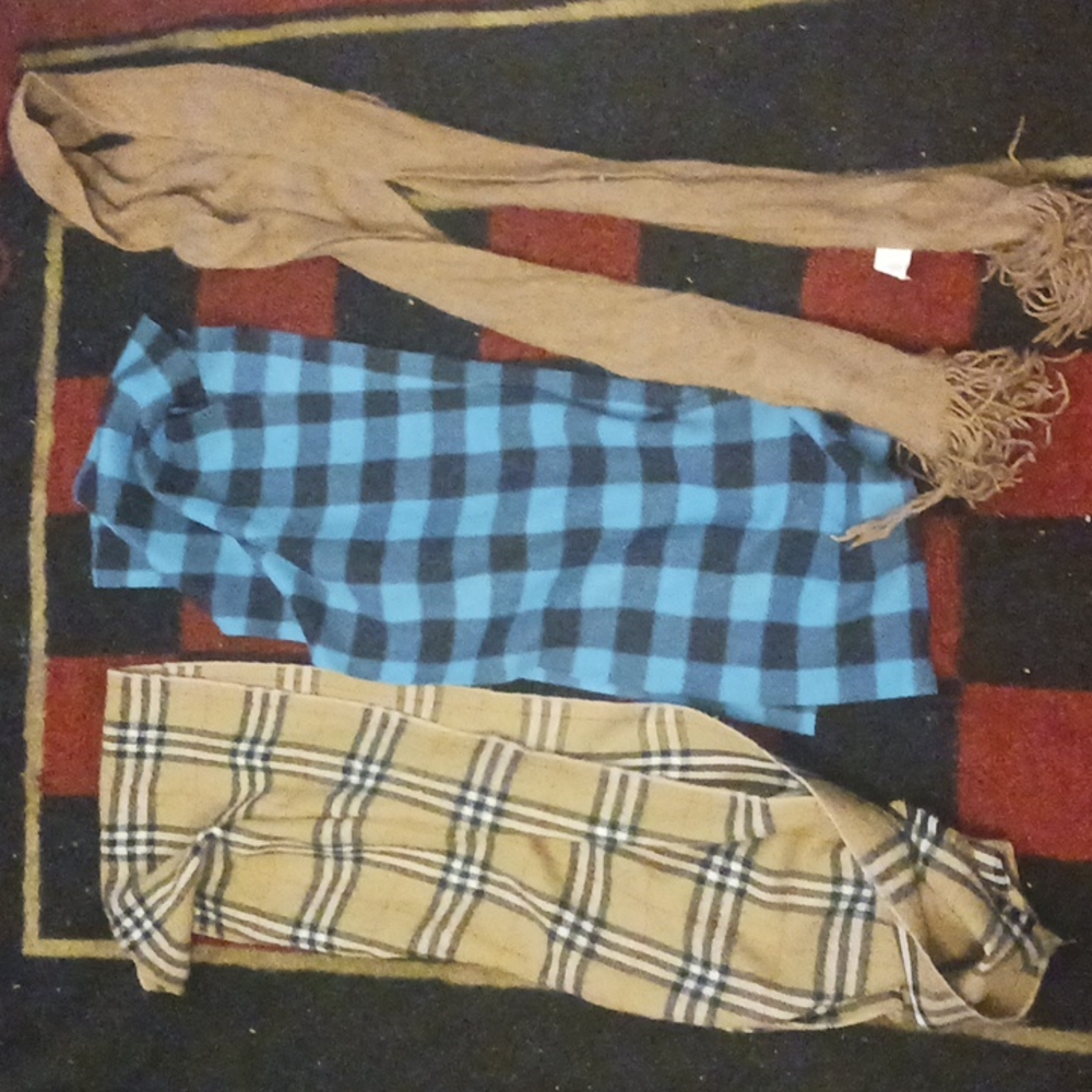 Scarf bundle - Picture 2 of 5
